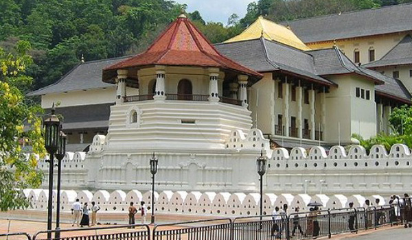 Sri Lanka Buddhist Tours