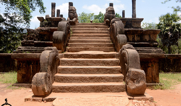 Sri Lanka Buddhist Tours